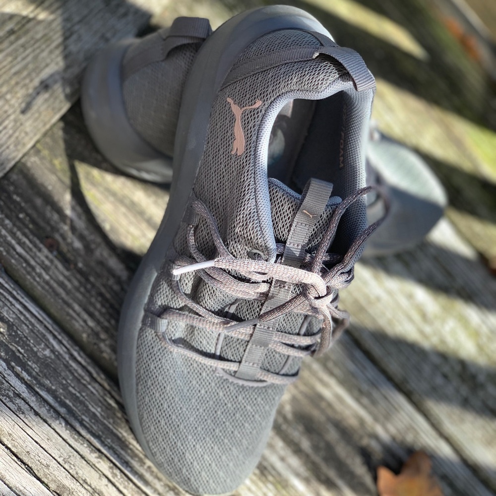 Puma Sneakers